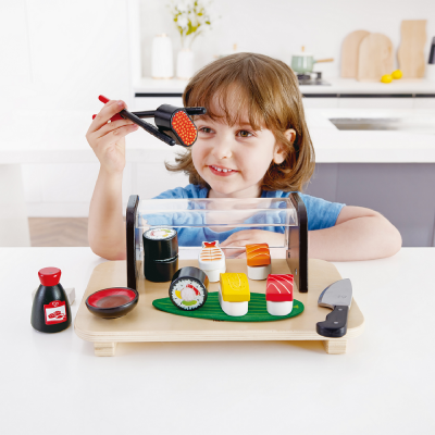 HAPE Набор игрушечной посуды и еды "Время суши" E3186_HP
